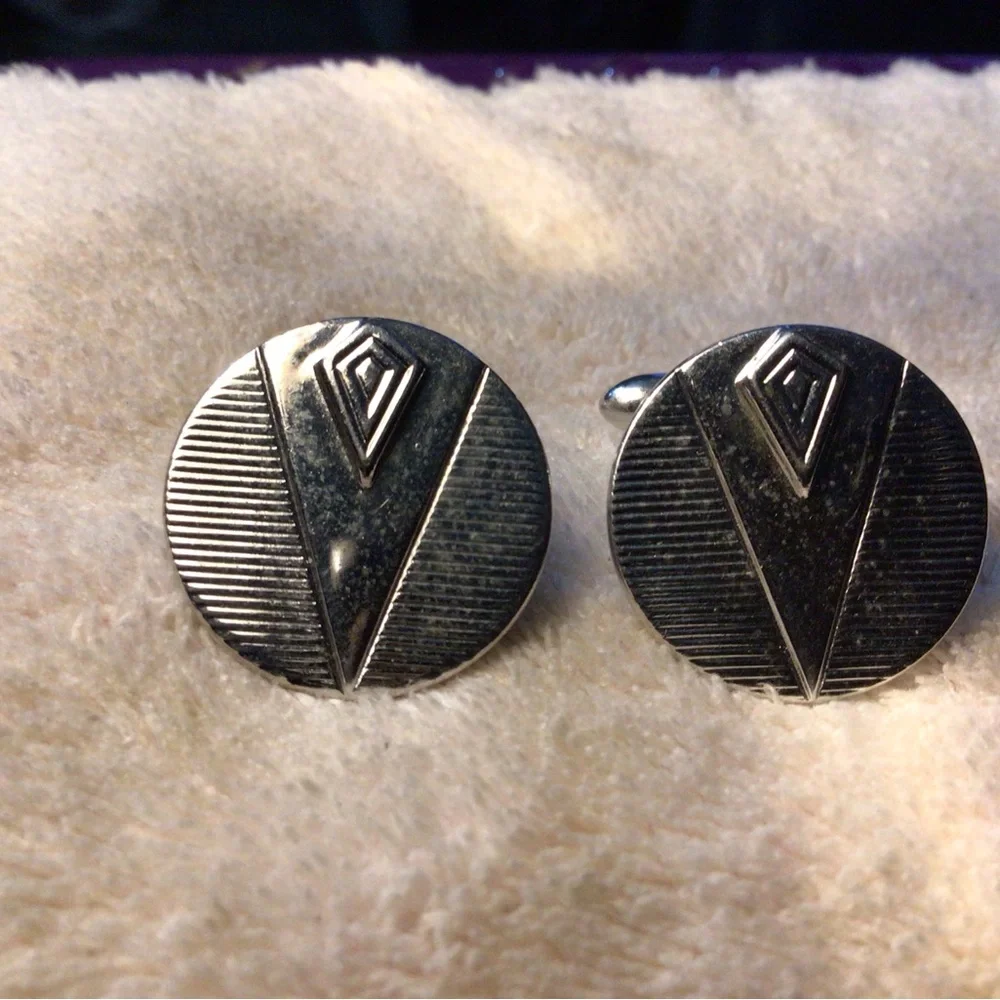 SWANK Silver-Tone Textured Round Cufflinks